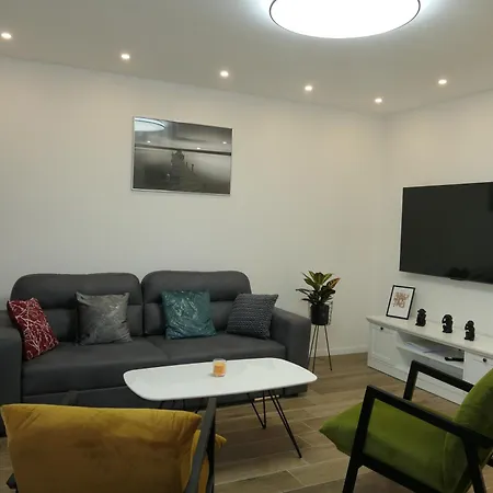 Bura Apartment *
