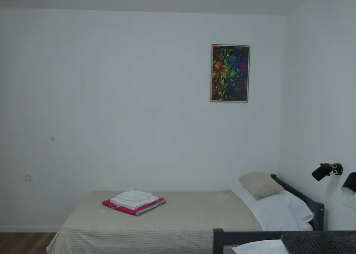 Apartment Bura *